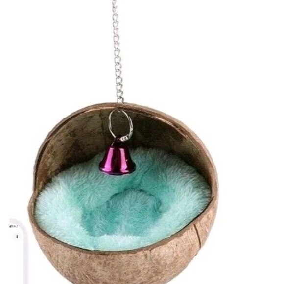 Handmade Bird Nest Hanging Natural Coconut Shell Birds House Hut Breeding Nest - Picture 3 of 4